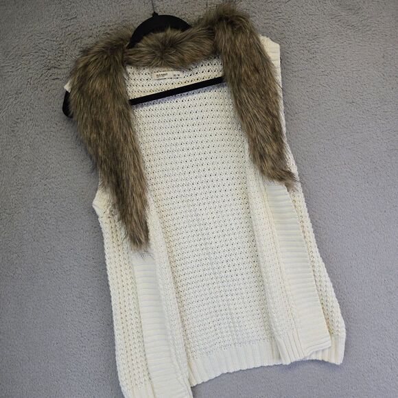 Old Navy Cardigan Vest Women M Open Front Faux Fur Fisherman Chunky Knit Sweater - Picture 1 of 10